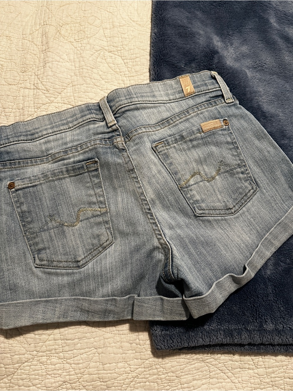 7 For All Mankind Light Wash Denim Shorts size 26